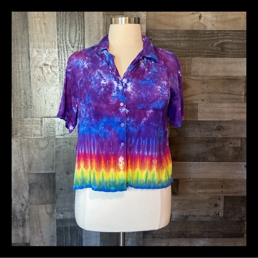 Rainbow batik tie dye button up shirt XLarge festival boho hippie California